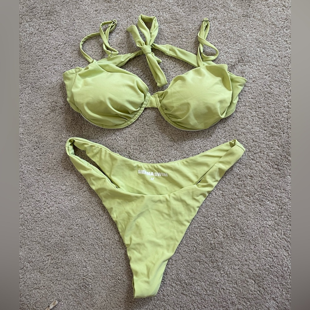 Sienna swim